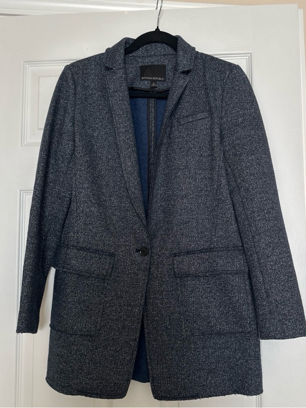 Banana Republic Navy-Gray Textured Single-Button Blazer